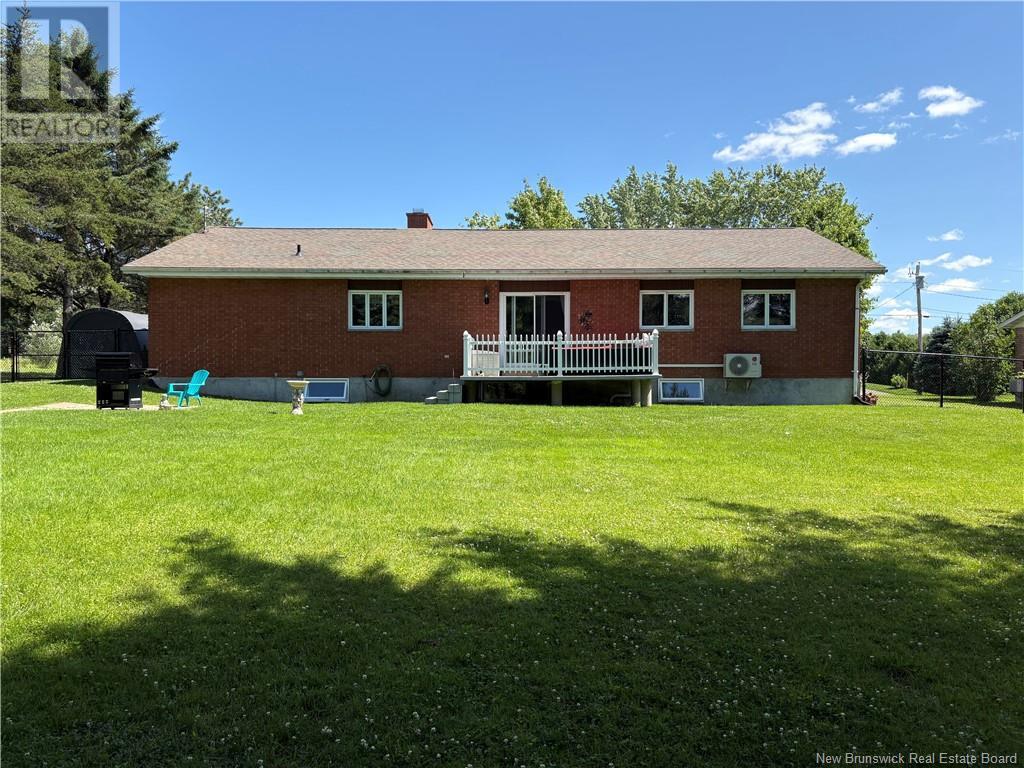 8 Daigle Street, Saint-Léonard, New Brunswick  E7E 2G5 - Photo 20 - NB109106