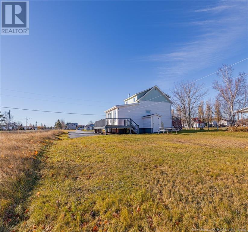 2983 Chiasson, Bas-Caraquet, New Brunswick  E1W 5V6 - Photo 34 - NB109093