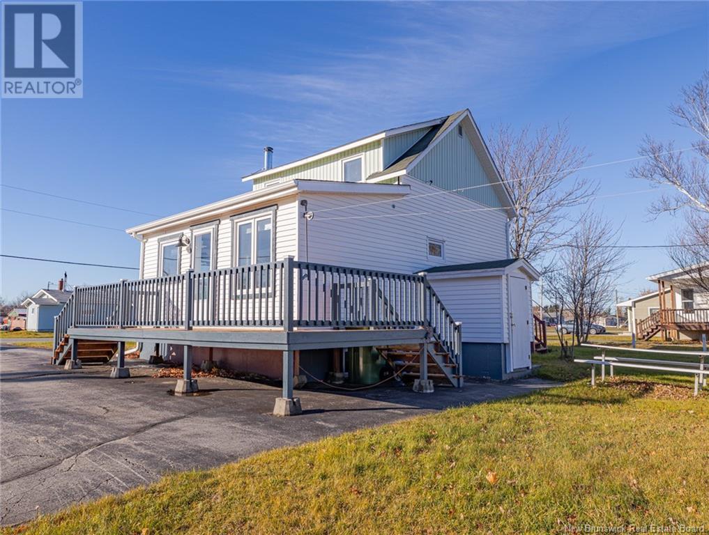 2983 Chiasson, Bas-Caraquet, New Brunswick  E1W 5V6 - Photo 5 - NB109093