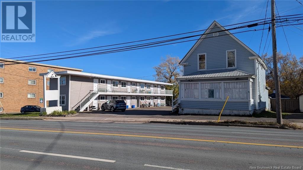 1654 Main Street, Moncton, New Brunswick  E1E 1G6 - Photo 2 - NB109183