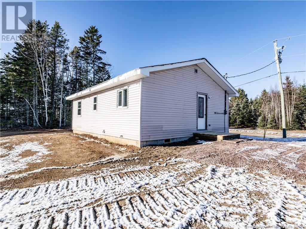 19 Chemin Albe, Saint-Charles, New Brunswick  E4W 4K3 - Photo 3 - NB109245