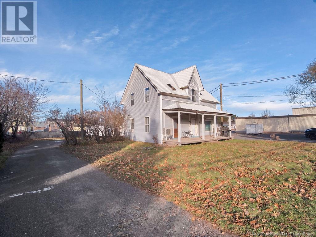 21 Church Avenue, Sussex, New Brunswick  E4E 1A1 - Photo 29 - NB109384