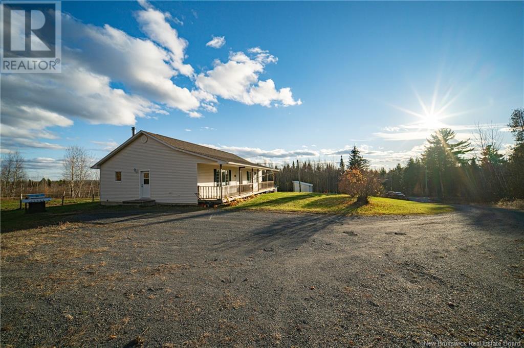 27 Mccoy Street, Maugerville, New Brunswick  E3A 8L8 - Photo 2 - NB109701