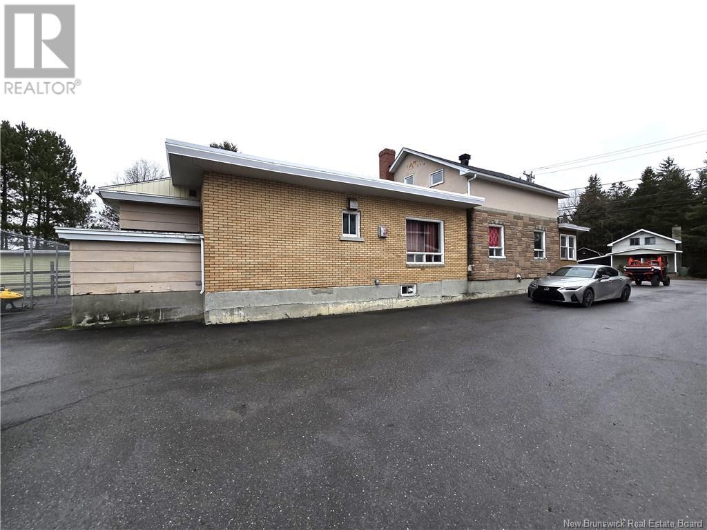 637 Victoria Street, Edmundston, New Brunswick  E3V 3M8 - Photo 23 - NB109737