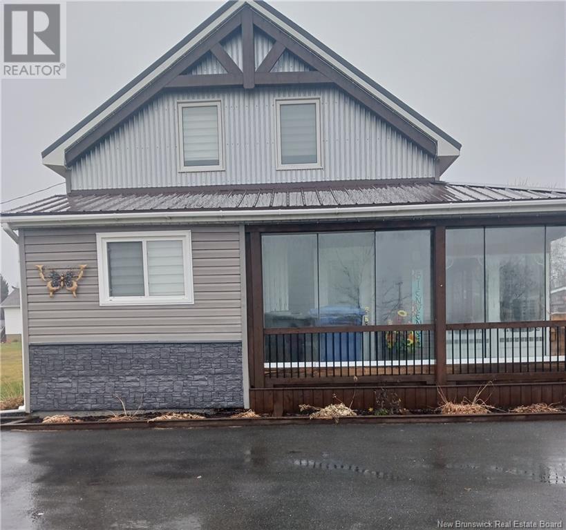 3663 Rue Luce, Tracadie, New Brunswick  E1X 1B4 - Photo 2 - NB109880