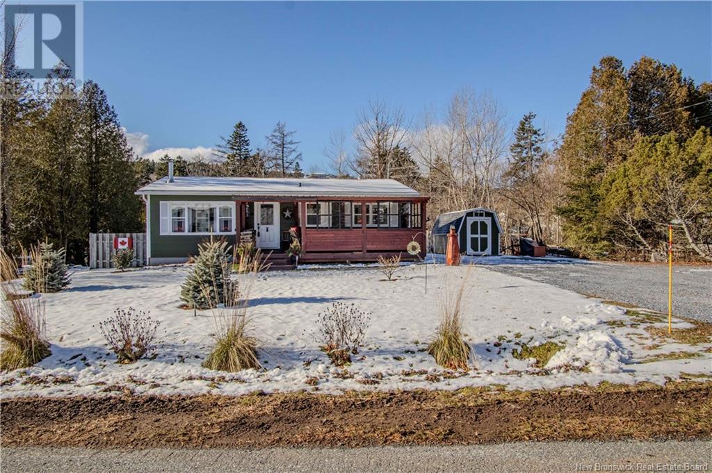 24 George Street, Grand Bay-Westfield, New Brunswick  E5K 2H4 - Photo 3 - NB109923