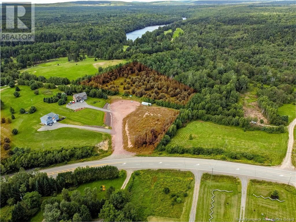 2017-01 River Bend Court, Nackawic, New Brunswick  E6G 2N3 - Photo 2 - NB109977