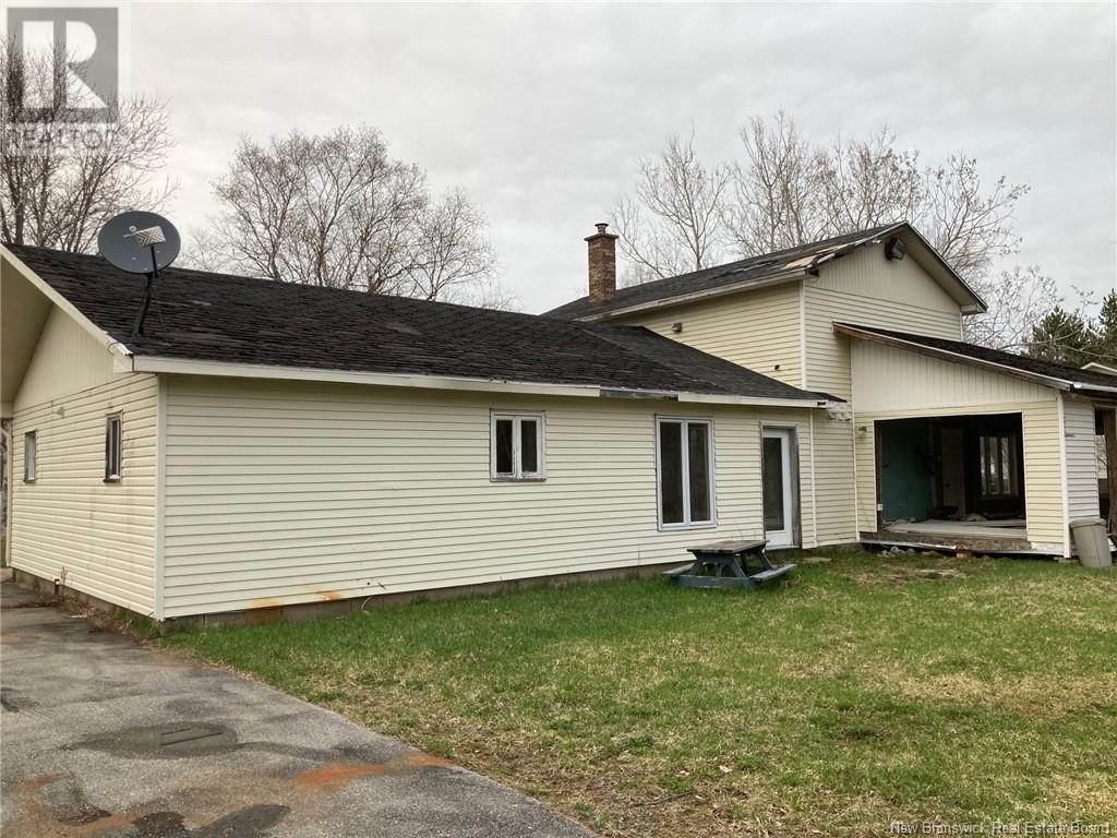 1275 Boulevard St-Joseph, Saint-Léolin, New Brunswick  E8N 2T3 - Photo 11 - NB110108