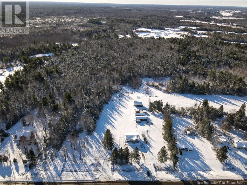 10406 Route 134, Saint-Louis-De-Kent, New Brunswick  E4X 2L2 - Photo 6 - NB110204