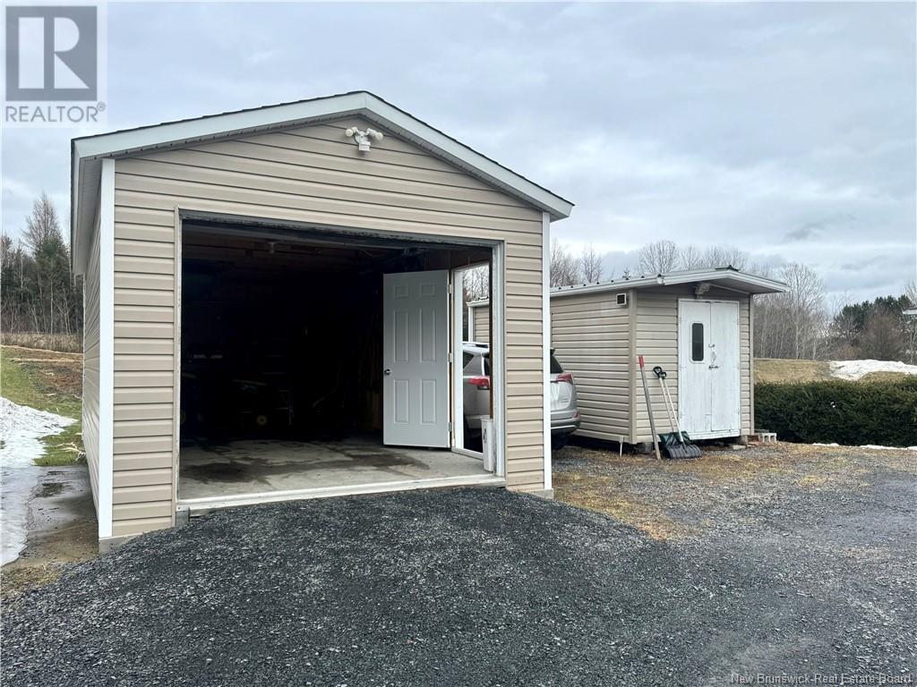 3 Principale Street, Rivière-Verte, New Brunswick  E7C 2T1 - Photo 27 - NB110506