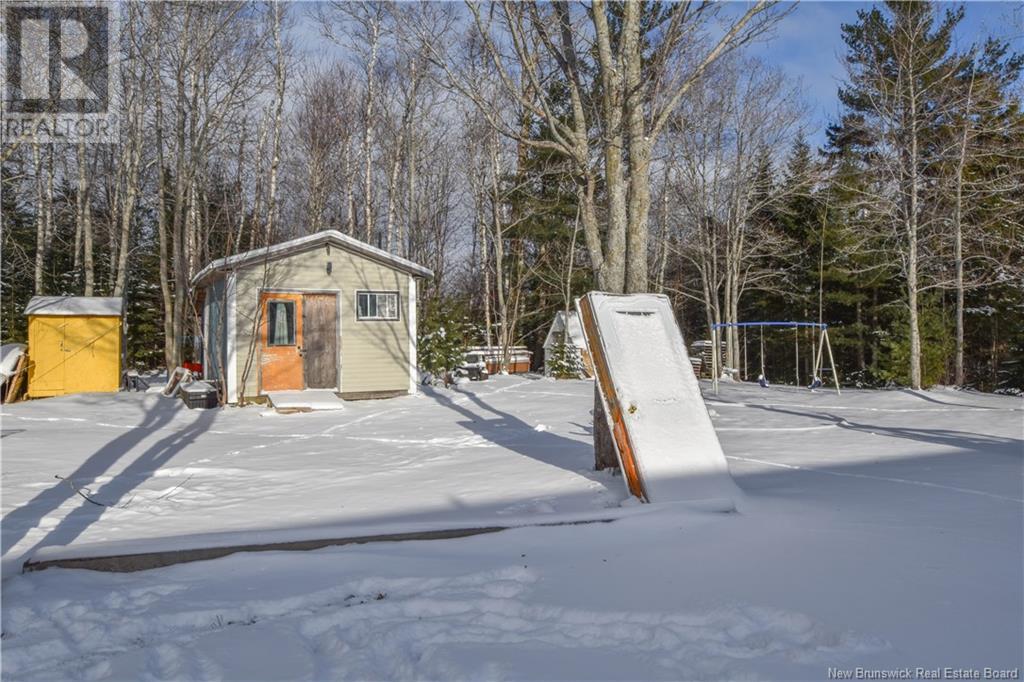 75 Rue Bellevue Street, Rivière-À-La-Truite, New Brunswick  E1X 2M2 - Photo 6 - NB110594