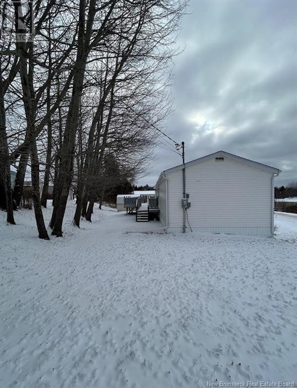 26 Glenrose Street, Lincoln, New Brunswick  E3B 6S7 - Photo 2 - NB110571