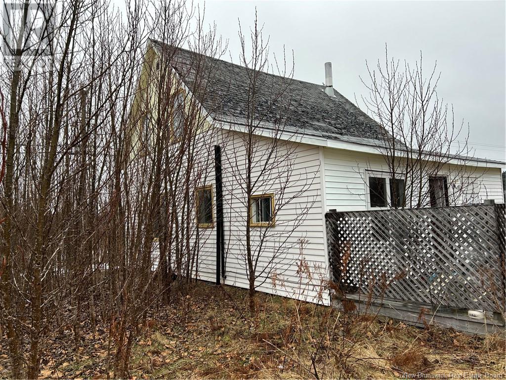 554 Route 355, Sainte-Rose, New Brunswick  E1X 2W9 - Photo 4 - NB110517