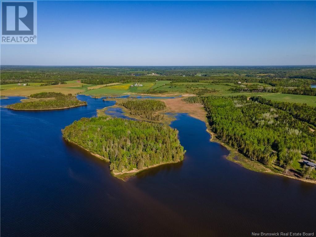 Waterfront Bass River Point, Bass River, New Brunswick  E4T 1A6 - Photo 24 - NB110654