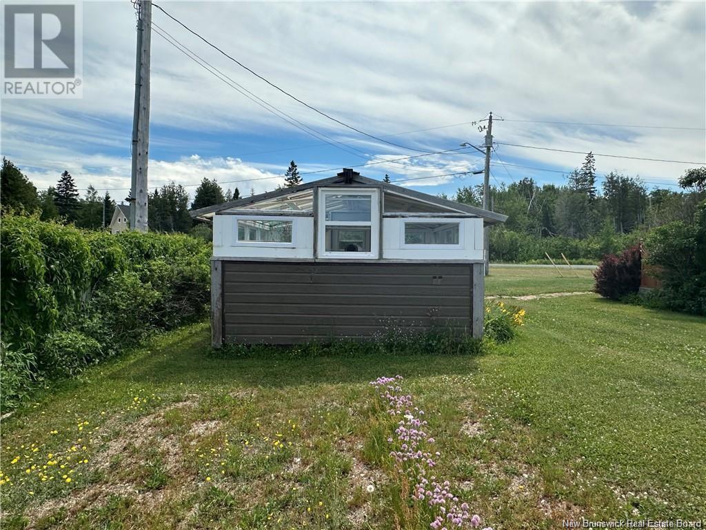 46 Oiseaux Street, Pointe-Verte, New Brunswick  E8J 2V6 - Photo 35 - NB110630