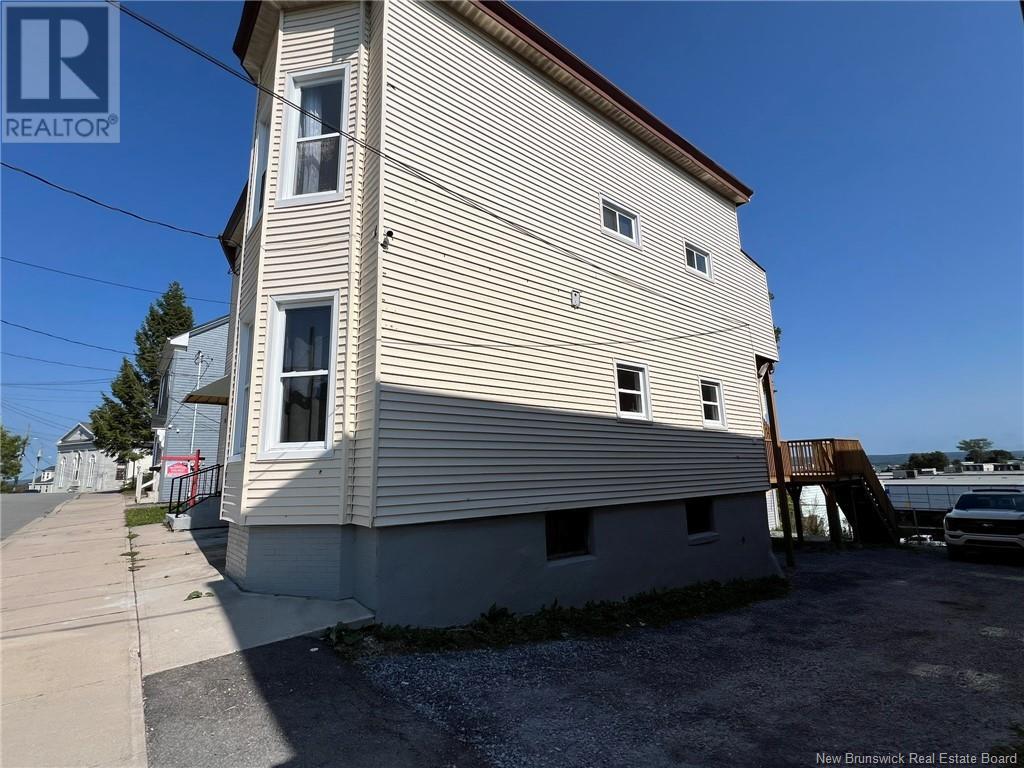 14-16 Exmouth Street, Saint John, New Brunswick  E2L 3R8 - Photo 3 - NB110749