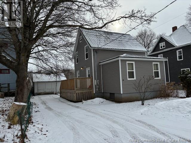 10 Court Street, Sussex, New Brunswick  E4E 1N6 - Photo 1 - NB111023