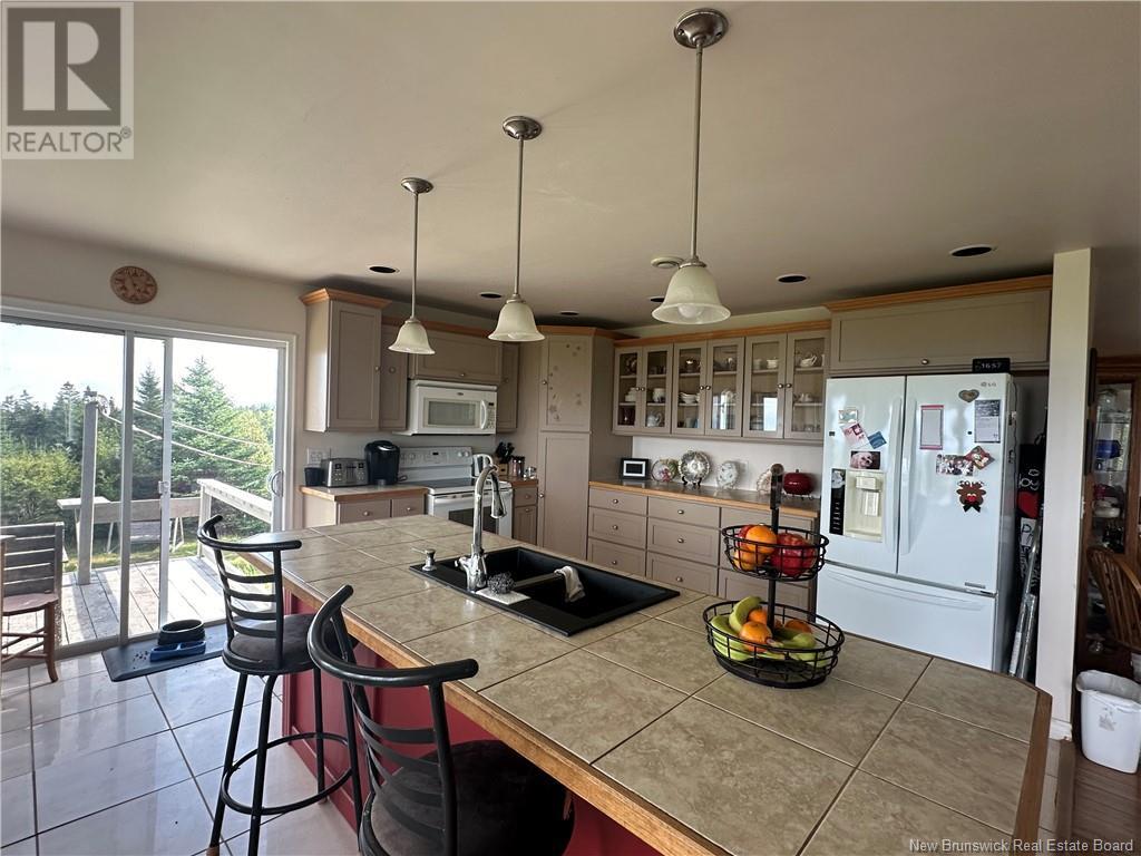 350 Dock Road, Grand Manan, New Brunswick  E5G 1C4 - Photo 2 - NB111045