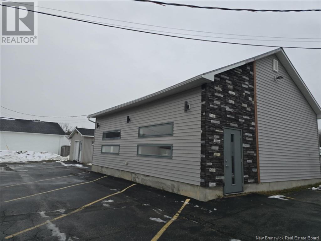 2313 King George Hwy Unit# Unit 2, Miramichi, New Brunswick  E1V 7C2 - Photo 2 - NB111143