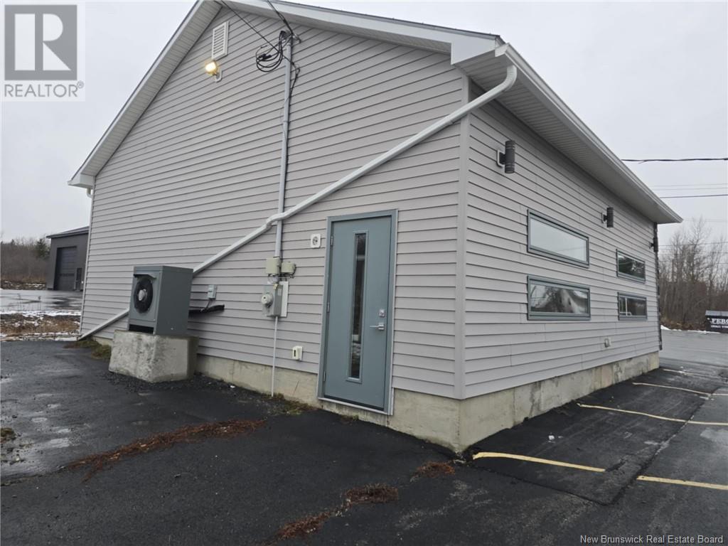 2313 King George Hwy Unit# Unit 2, Miramichi, New Brunswick  E1V 7C2 - Photo 3 - NB111143