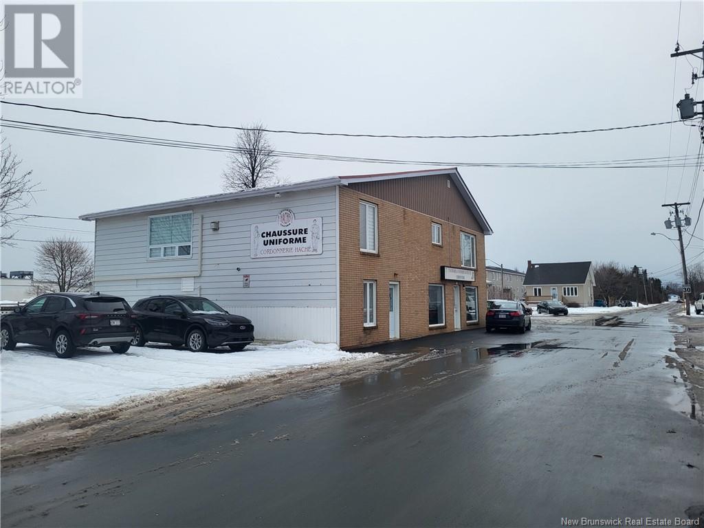 140 10 Eme Street, Shippagan, New Brunswick