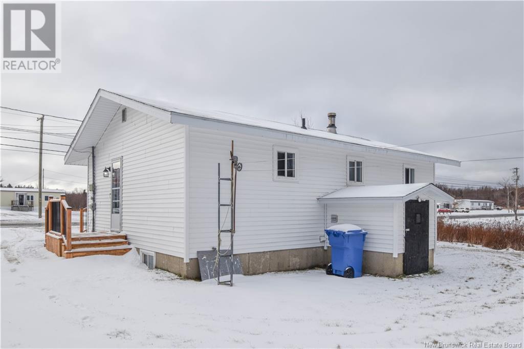 8141 Rue Saint-Paul Street, Bas-Caraquet, New Brunswick  E1W 6C4 - Photo 5 - NB111168