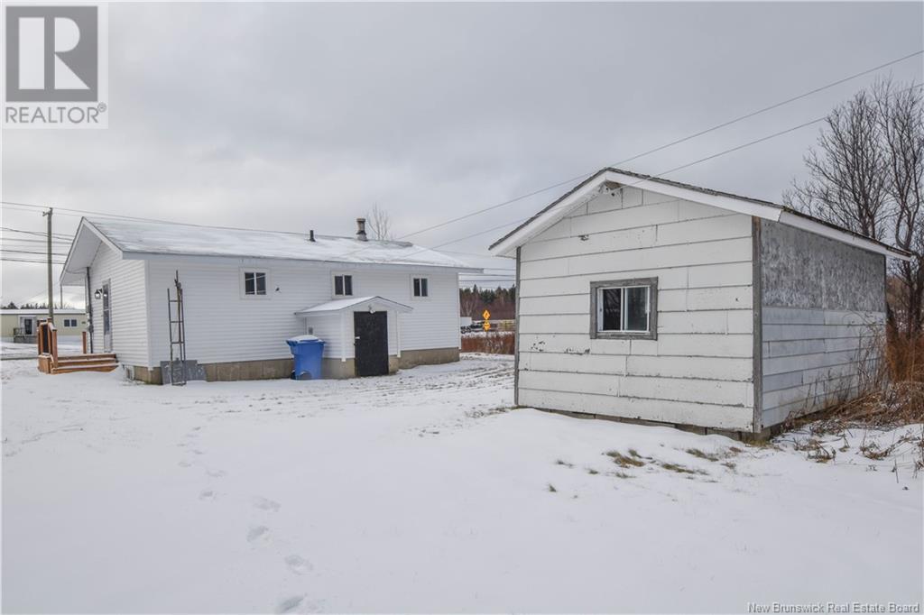 8141 Rue Saint-Paul Street, Bas-Caraquet, New Brunswick  E1W 6C4 - Photo 7 - NB111168