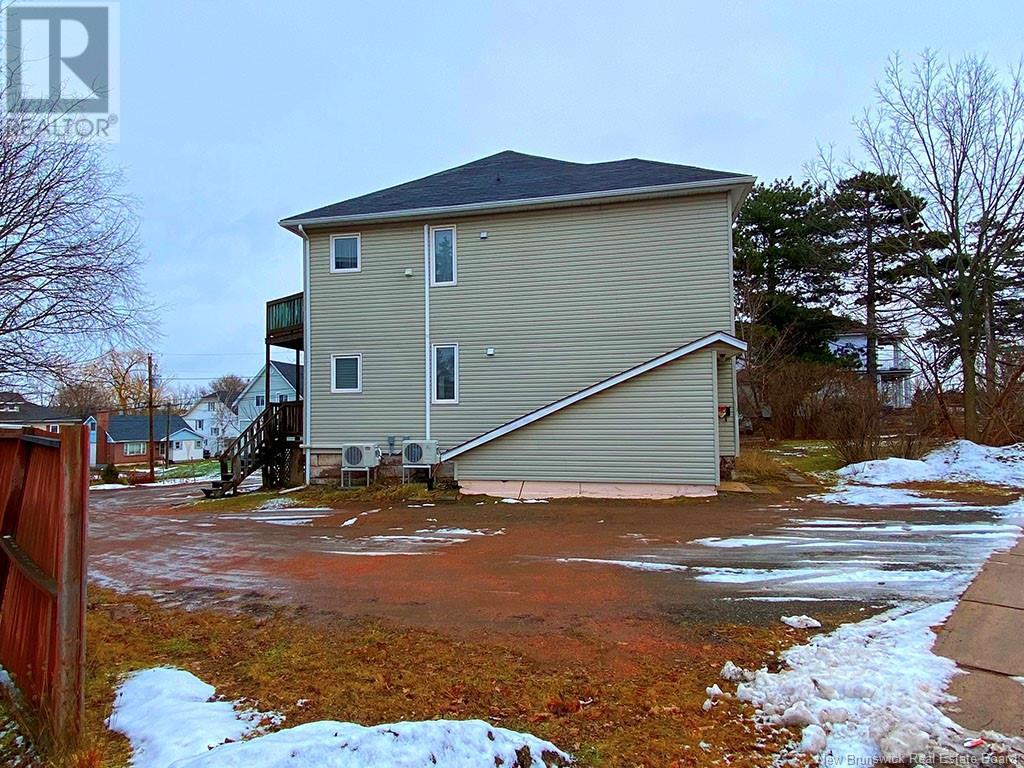 159 King Street Unit# 3, Moncton, New Brunswick  E1C 4M9 - Photo 3 - NB110671