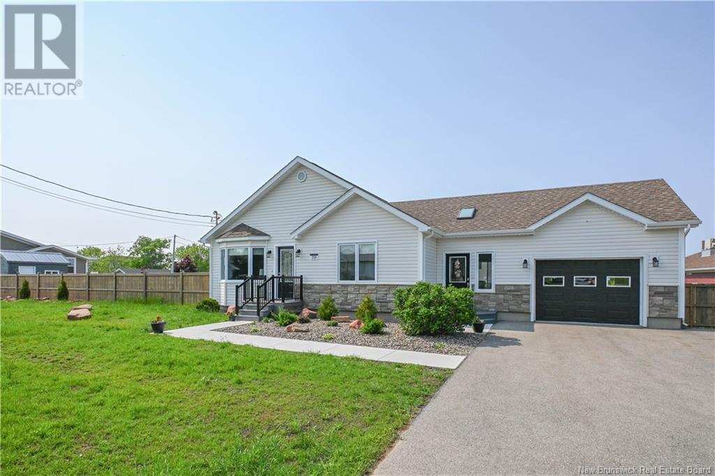 259 Rue Savard Street, Caraquet, New Brunswick  E1W 1A4 - Photo 41 - NB111293