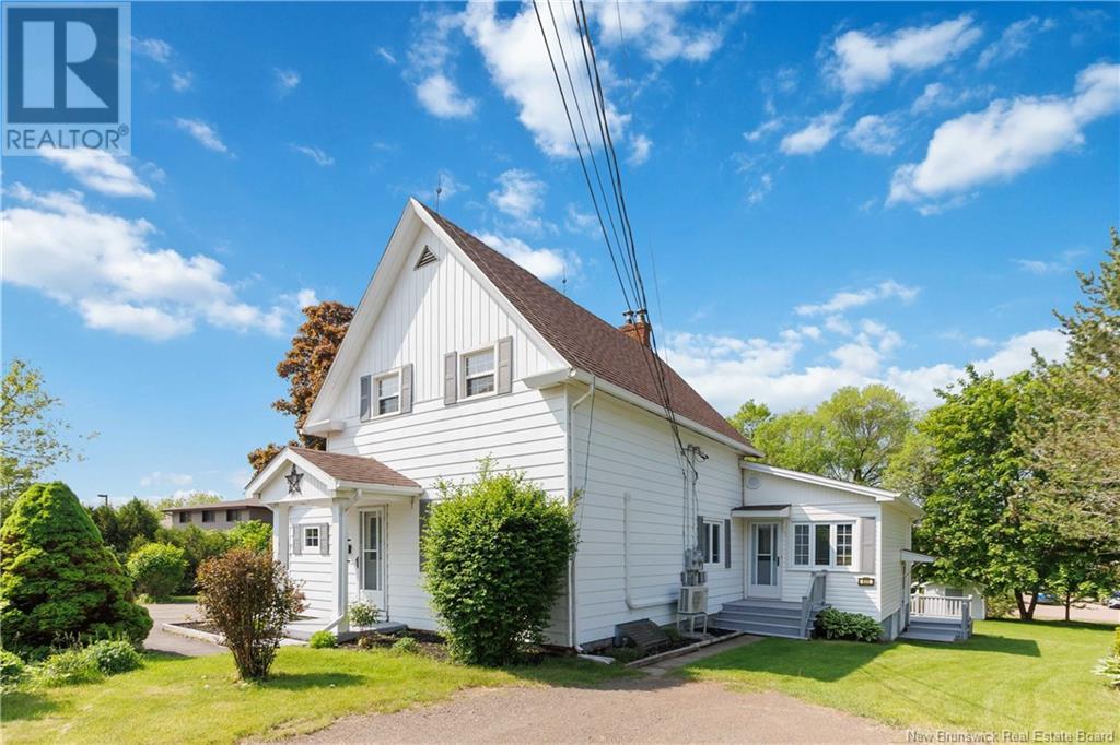 835-837 Amirault Street, Dieppe, New Brunswick  E1A 1E1 - Photo 2 - NB111370