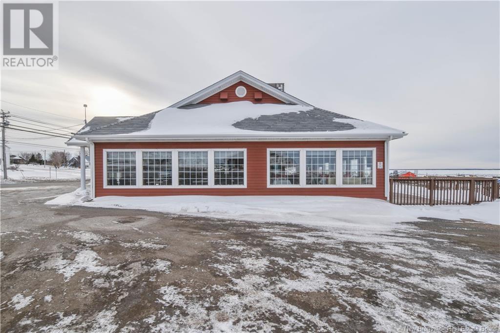 89 Saint-Pierre Est Boulevard, Caraquet, New Brunswick  E1W 1B6 - Photo 16 - NB111423