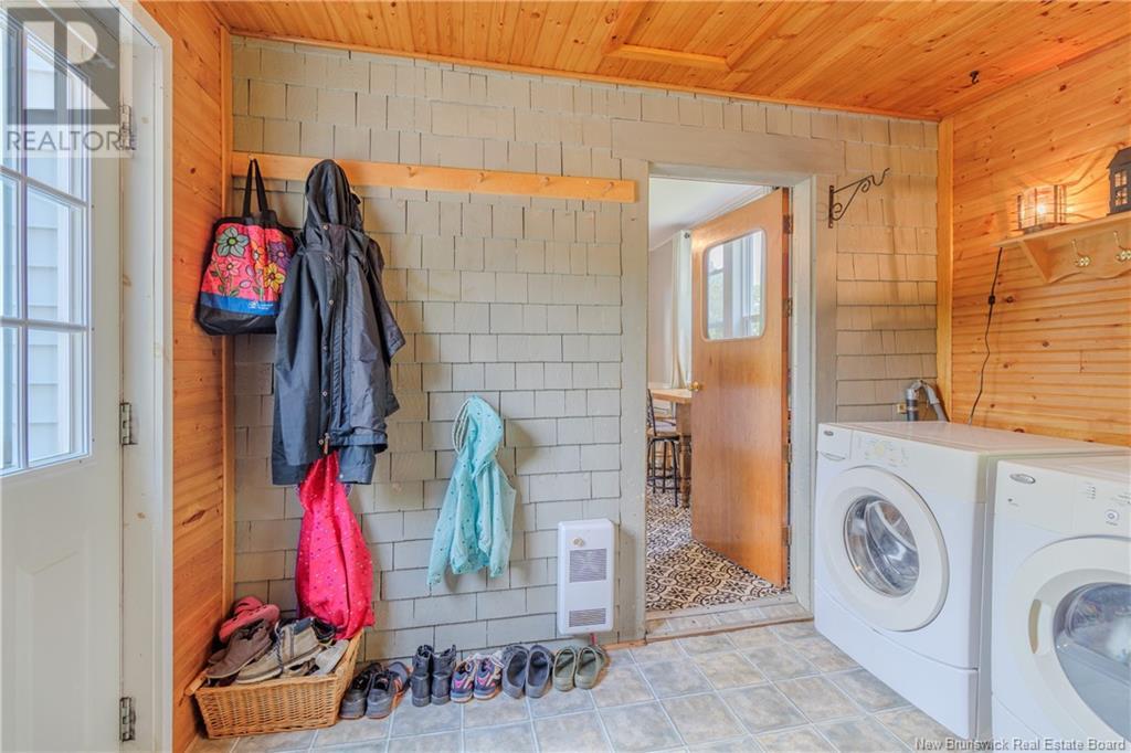 18 Cedar Street, Mcadam, New Brunswick  E6J 1V5 - Photo 9 - NB112155