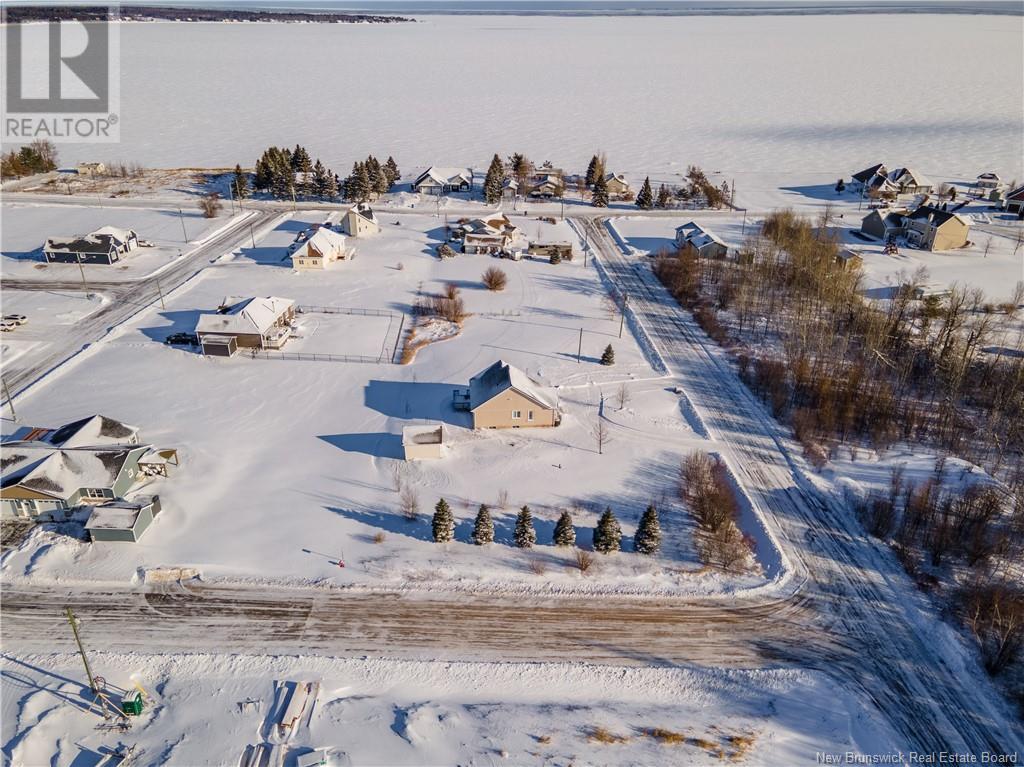 48 Louis-Bourg Street, Bouctouche, New Brunswick  E4S 3N7 - Photo 44 - NB111567