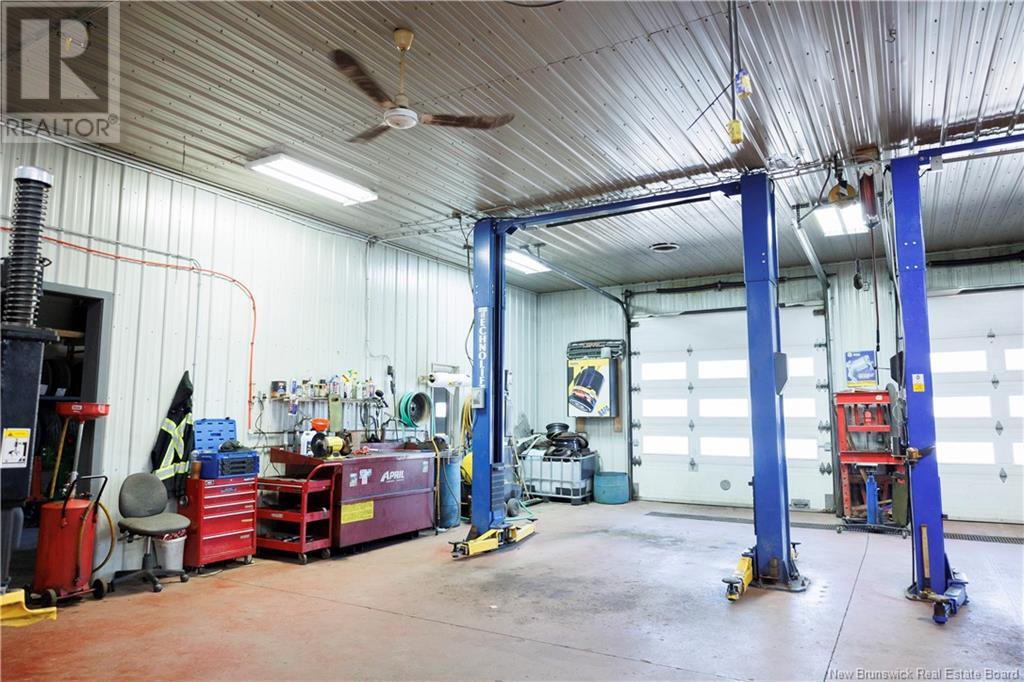 323 Madawaska Road, Grand-Sault/grand Falls, New Brunswick  E3Y 1A4 - Photo 11 - NB112700