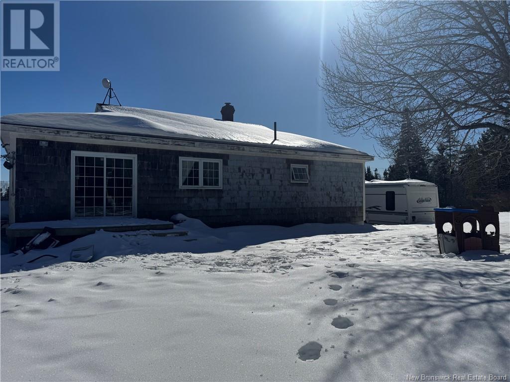 1420 Route 776, Grand Manan, New Brunswick  E5G 1H6 - Photo 3 - NB112731