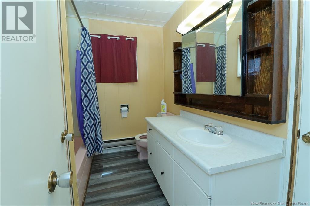 287 Main Street, Minto, New Brunswick  E4B 3R8 - Photo 24 - NB112776