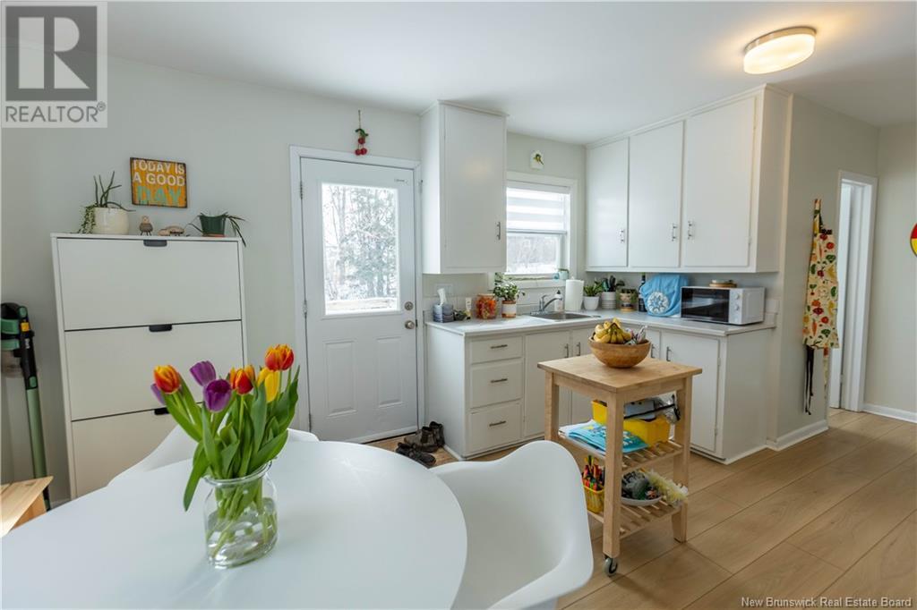 4-4a Jones Avenue, Sackville, New Brunswick  E4L 3Y6 - Photo 6 - NB112824
