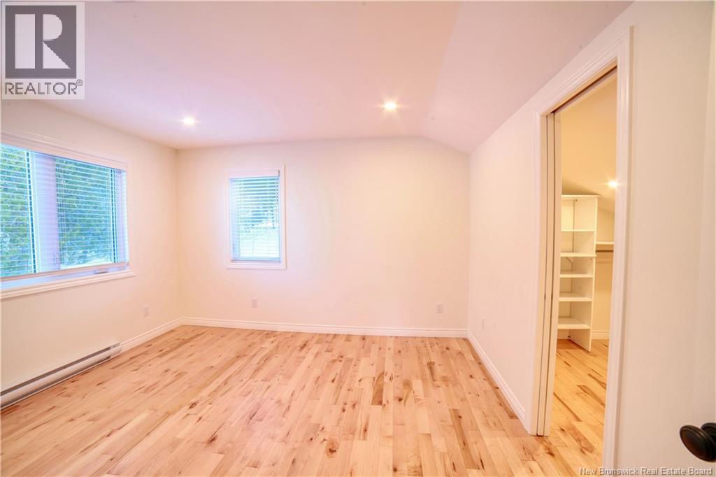4 Cote Bleu, Bathurst, New Brunswick  E2A 3E8 - Photo 47 - NB112858