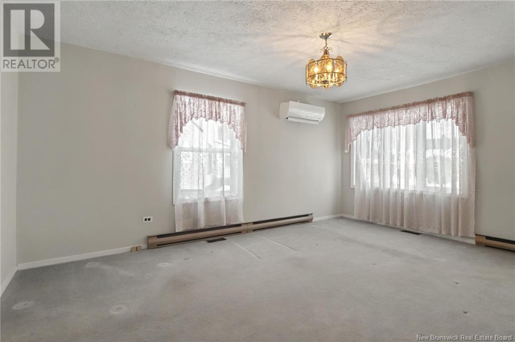 70 Reade Street, Moncton, New Brunswick  E1C 6S2 - Photo 4 - NB113106