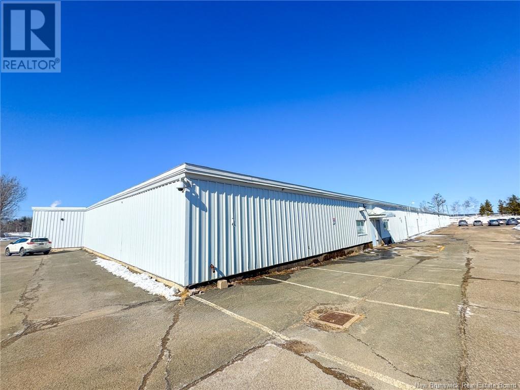 170 Doak Road, Fredericton, New Brunswick  E3C 2G2 - Photo 2 - NB113076