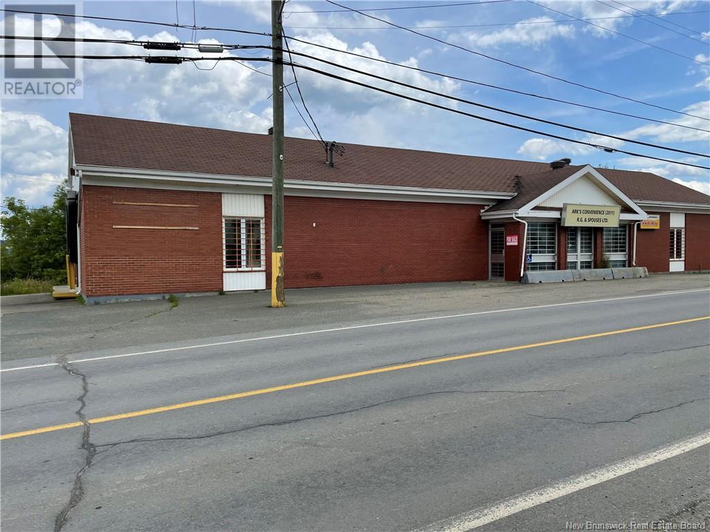 212 Main Street, Plaster Rock, New Brunswick  E7G 2E2 - Photo 3 - NB113171