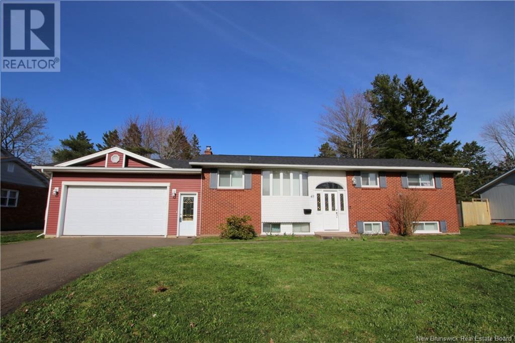 45 Vista Drive, Moncton, New Brunswick  E1A 4L6 - Photo 2 - NB113351