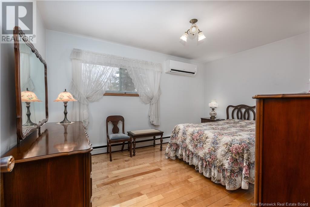 45 Vista Drive, Moncton, New Brunswick  E1A 4L6 - Photo 23 - NB113351