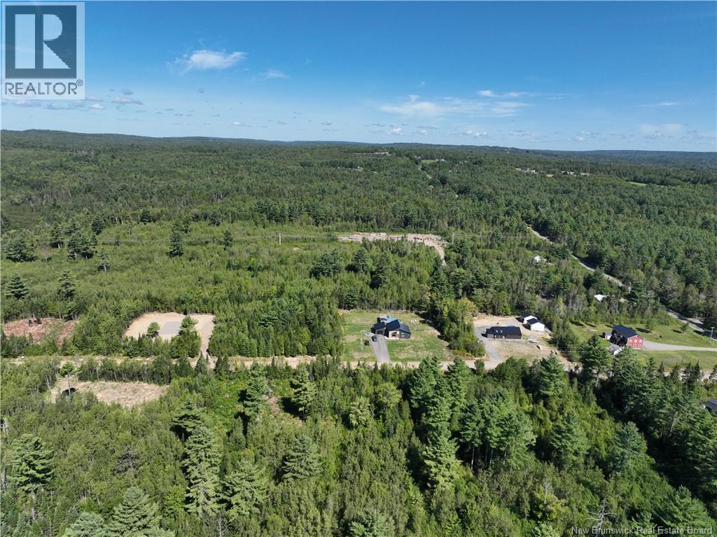 7 Crest Avenue, Heathland, New Brunswick  E3L 5C1 - Photo 12 - NB113251