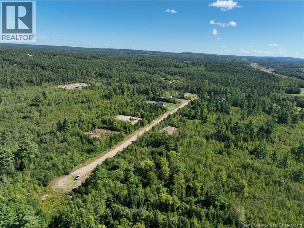7 Crest Avenue, Heathland, New Brunswick  E3L 5C1 - Photo 13 - NB113251