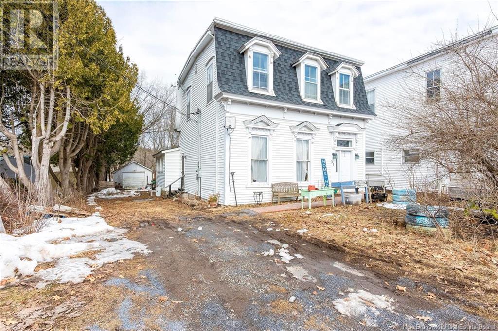 31 Railway Crescent, Hampton, New Brunswick