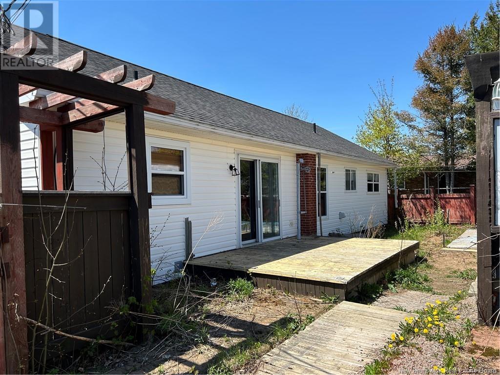 96 Smith Avenue, Shediac, New Brunswick  E4P 2T1 - Photo 3 - NB114013