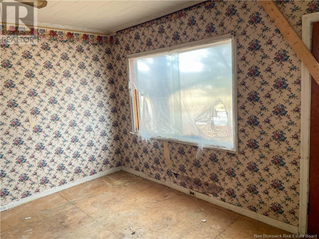 22 Beech Street, Mcadam, New Brunswick  E6J 1V8 - Photo 4 - NB114309
