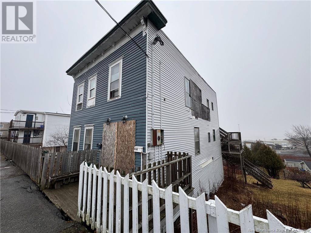 204-206 St. James Street W, Saint John, New Brunswick  E2M 2E6 - Photo 2 - NB114857