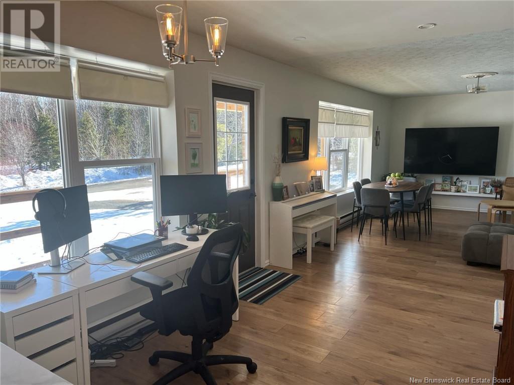 150 Rue Du Parc, Pointe-Verte, New Brunswick  E8J 2X8 - Photo 11 - NB114880